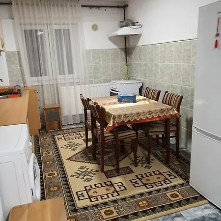 Apartment Razdav Straja